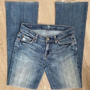 7 FOR ALL MANKIND BOOTCUT JEANS (26) LIGHTLY DISTRESSED DESIGN